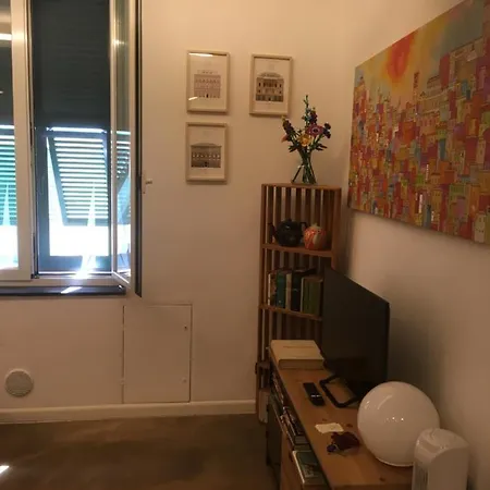Apartment La Casetta In Strada Nuova Genoa